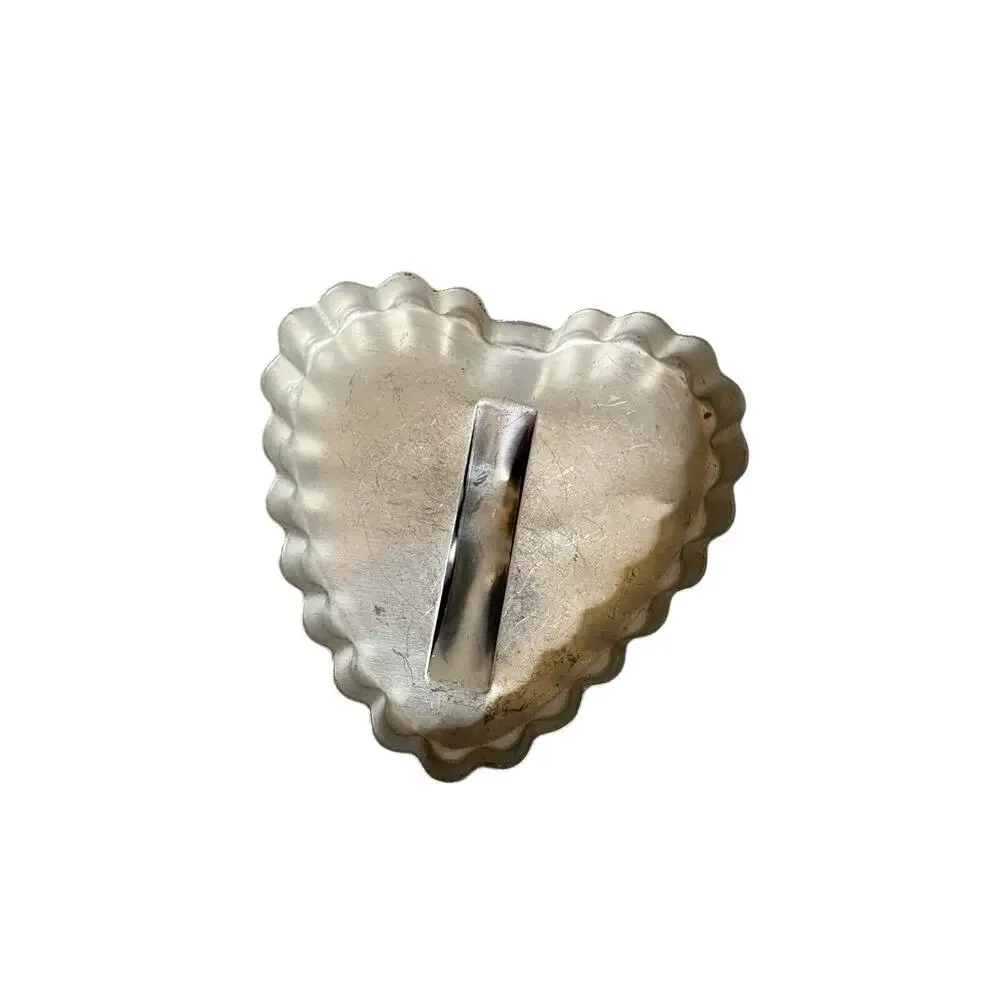 Vintage Heart Cookie Cutter Aluminum Silver Tone Ribbed Edge with Handle 3 in